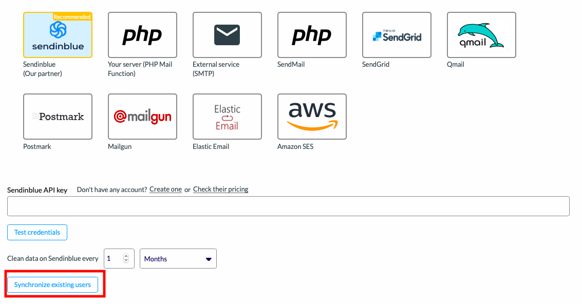 automatic users synchronization on sendinblue